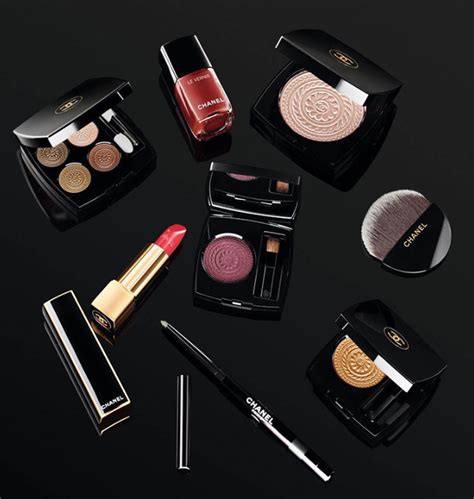 chanel 2019 holiday makeup|Chanel holiday 2024 cosmetics.